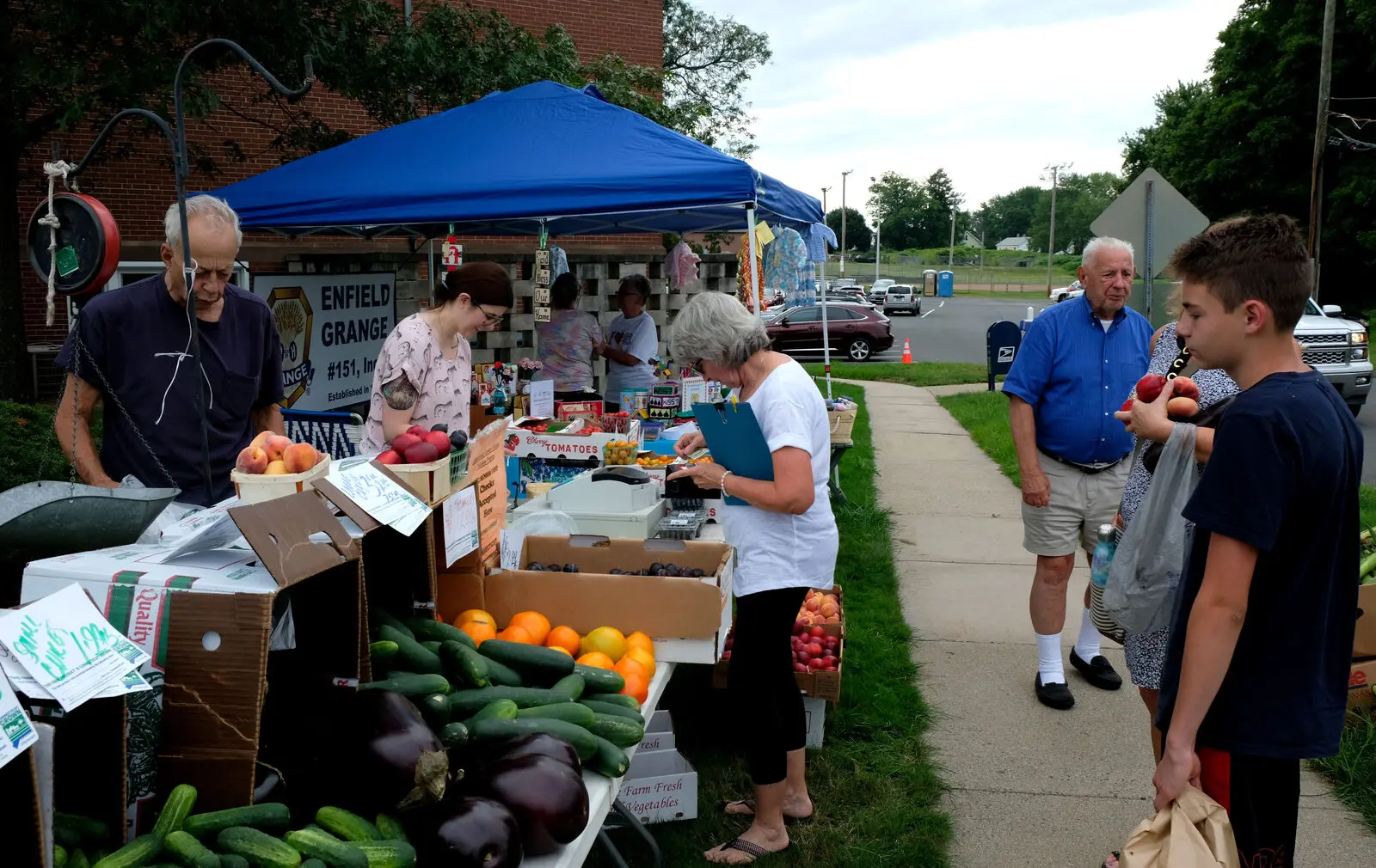 Enfield Farmers Market Returns to the Town Green This Summer
